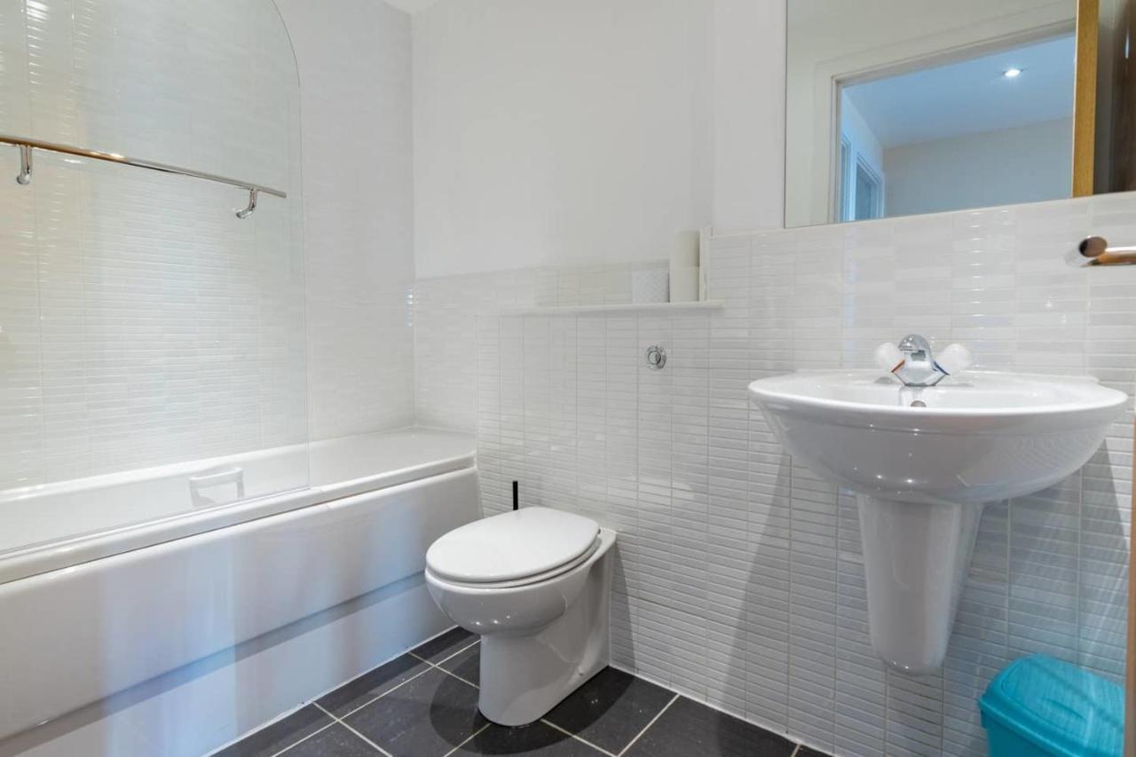 Modern 2 Bed Apartment, Next To Hydro And Secc! Glasgow Exterior photo